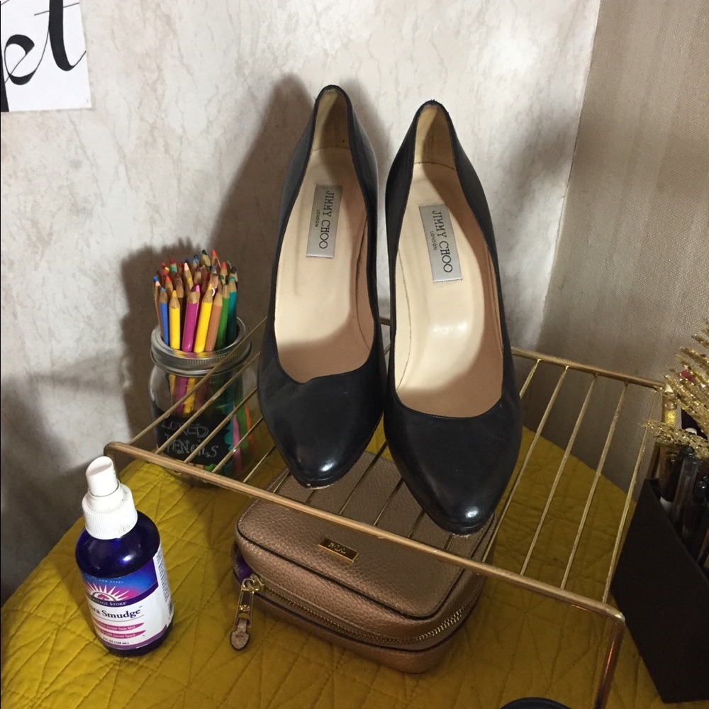 Classic Jimmy Choo Heel/Pump - Picture 3 of 6